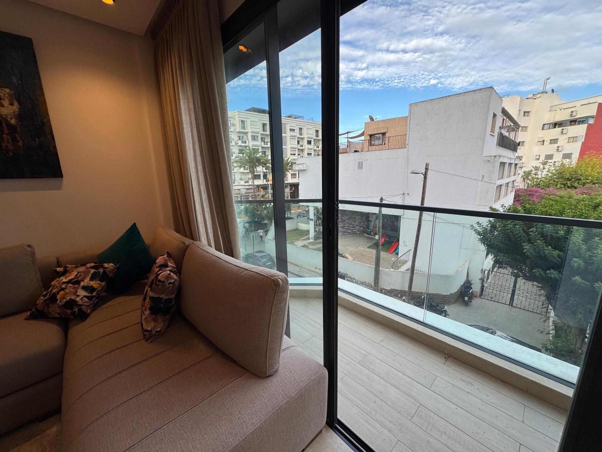 Splendide Avec Parking Et Balcon * Casablanca